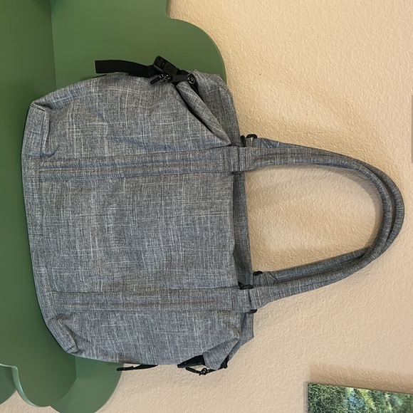 Herschel Strand Sprout diaper bag- NWT - Picture 2 of 5